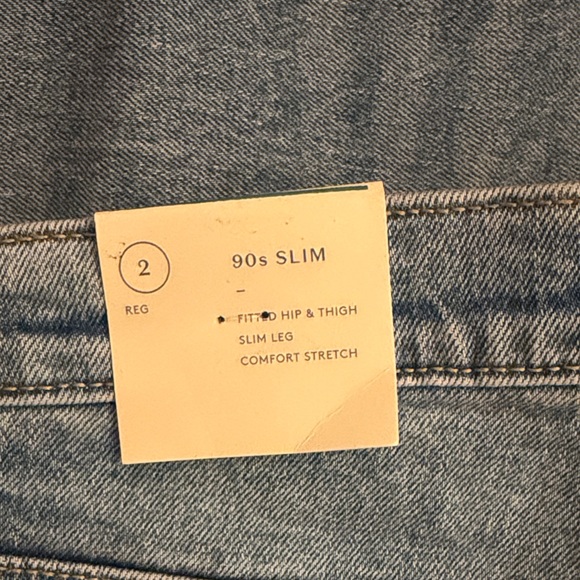 Universal Thread Women's Light Blue Straight Leg Jeans - Picture 2 of 6